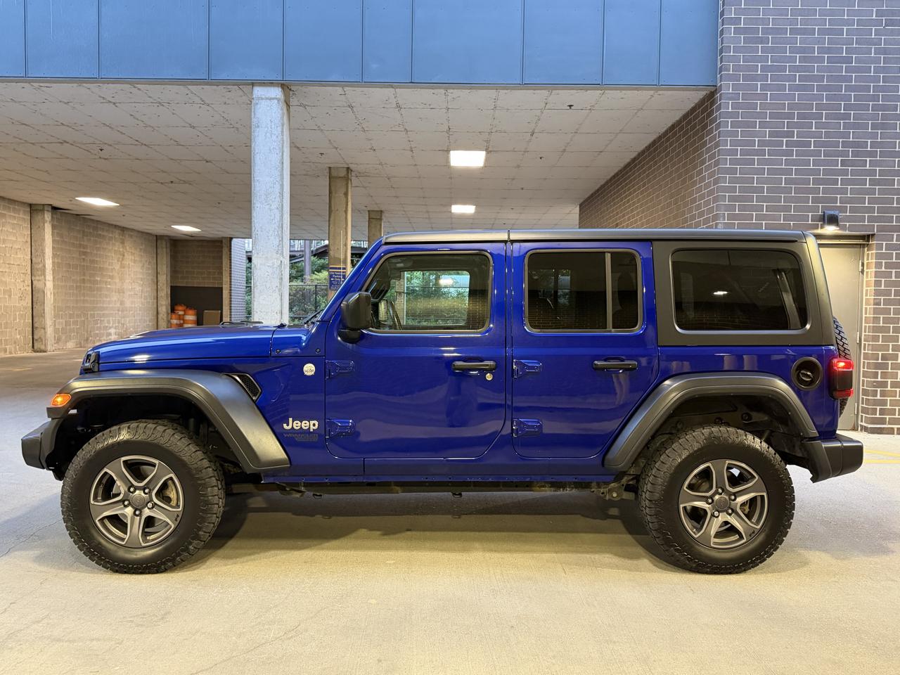 Jeep Wrangler Unlimited Sport 2018