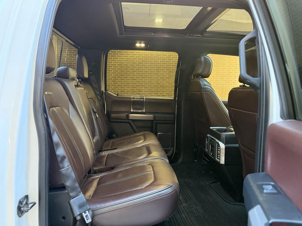 Ford F-150 Platinum SuperCrew 5.5-ft. Bed 4WD 2016