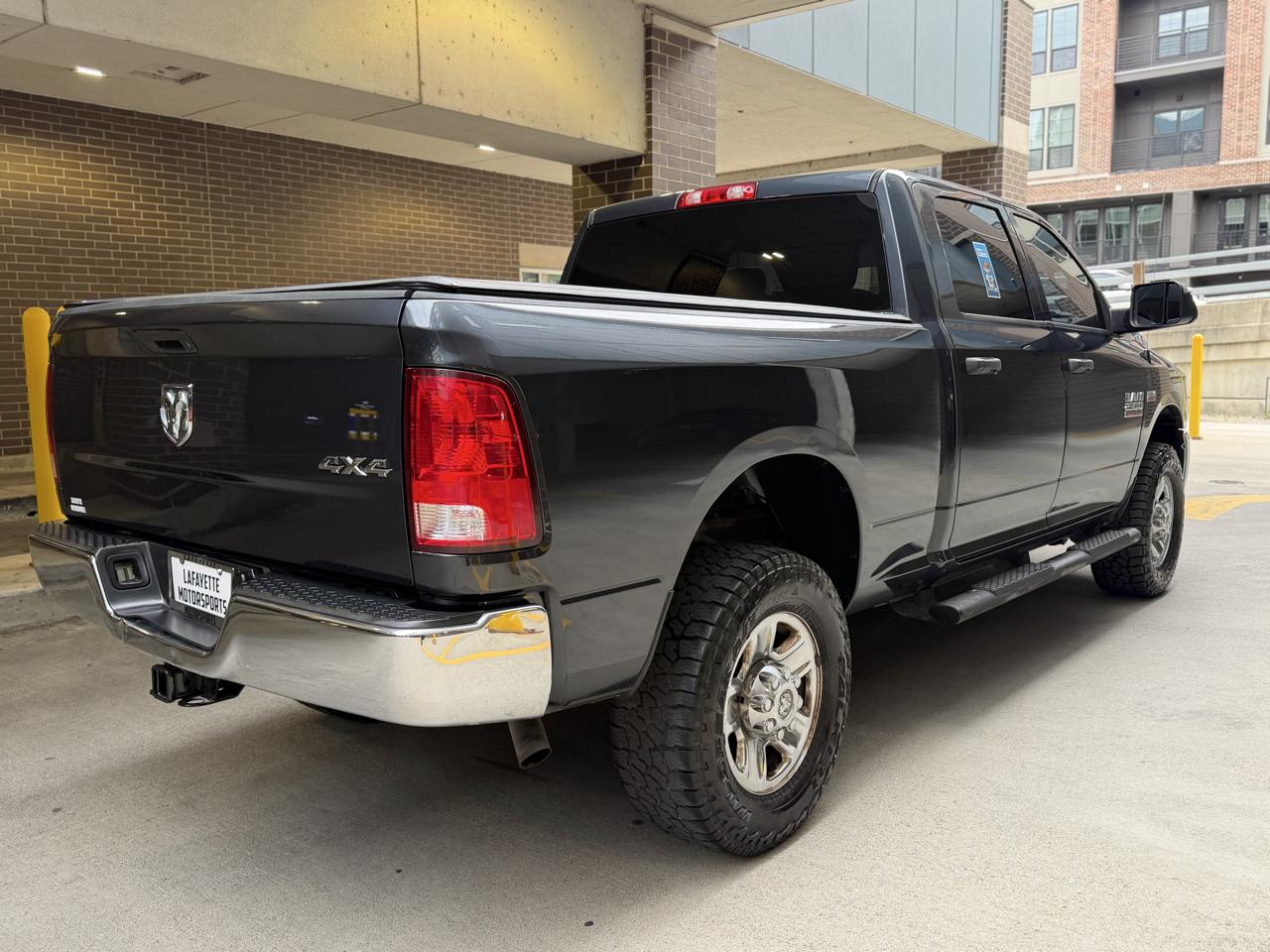 RAM 2500 Tradesman Crew Cab SWB 4WD 2017