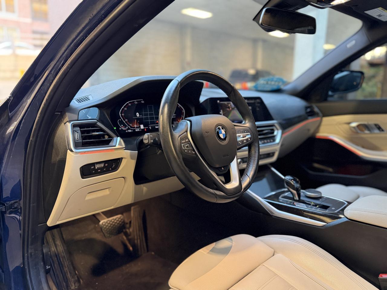 BMW 3-Series 330i xDrive 2021