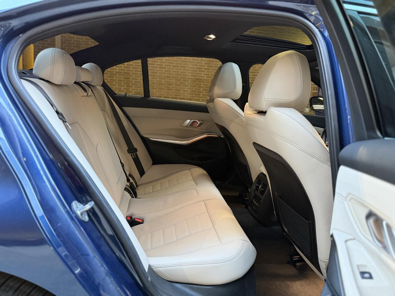 BMW 3-Series 330i xDrive 2021