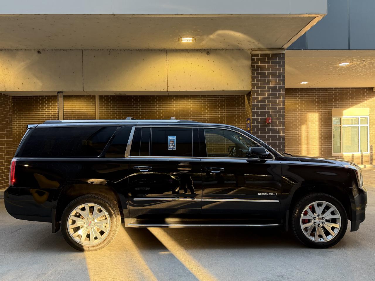 GMC Yukon XL Denali 4WD 2018