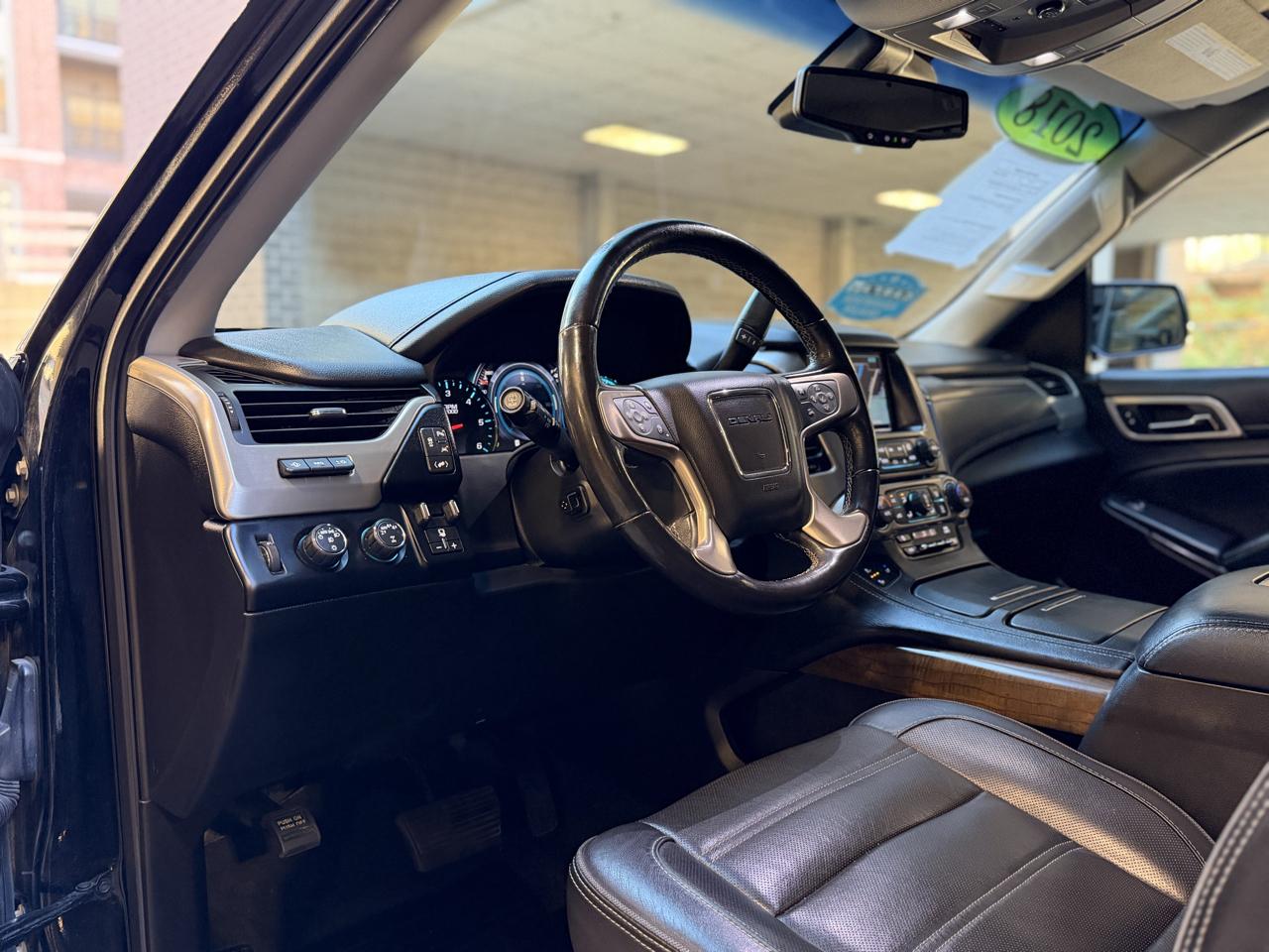 GMC Yukon XL Denali 4WD 2018