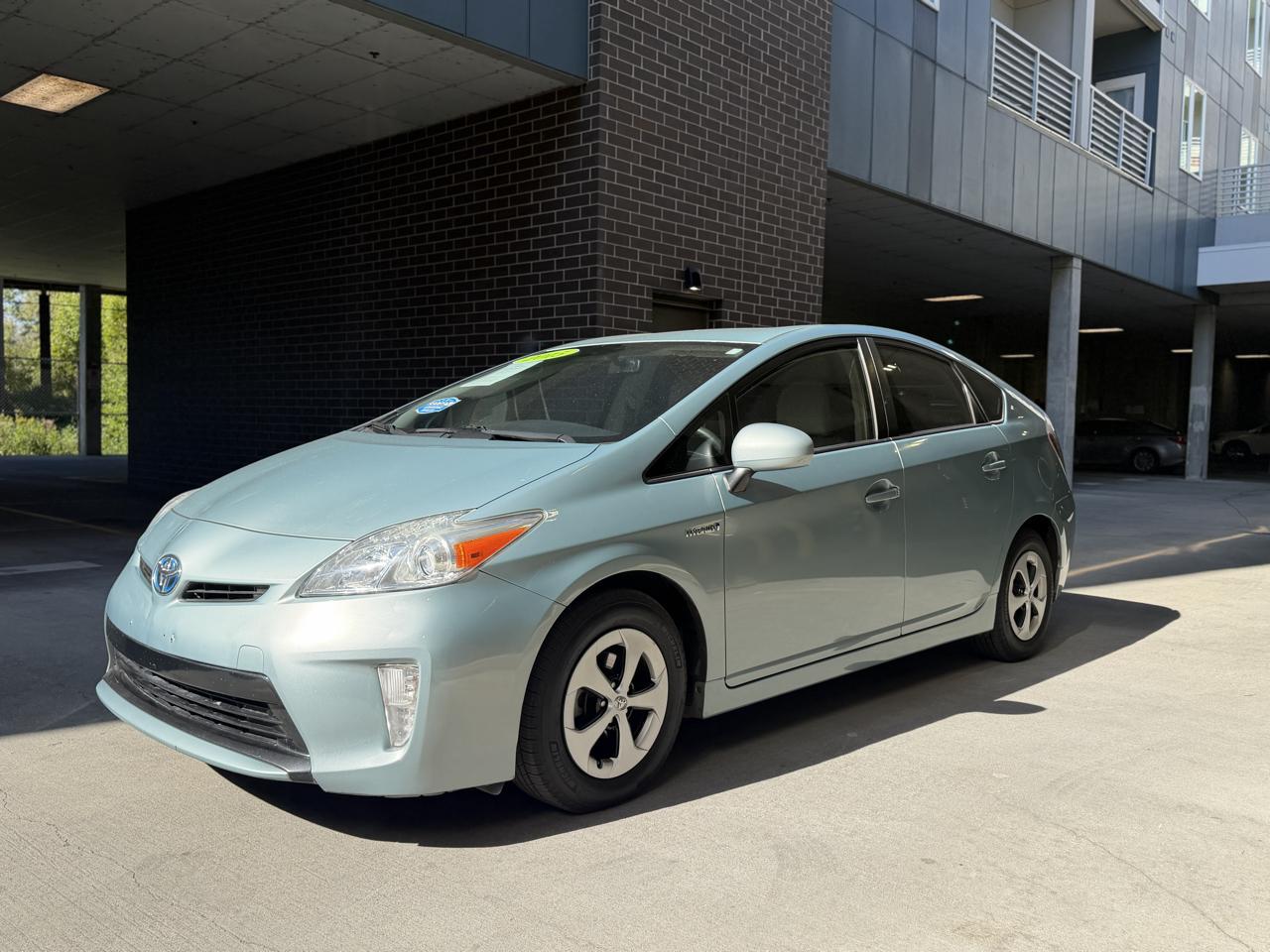 Toyota Prius Four 2015