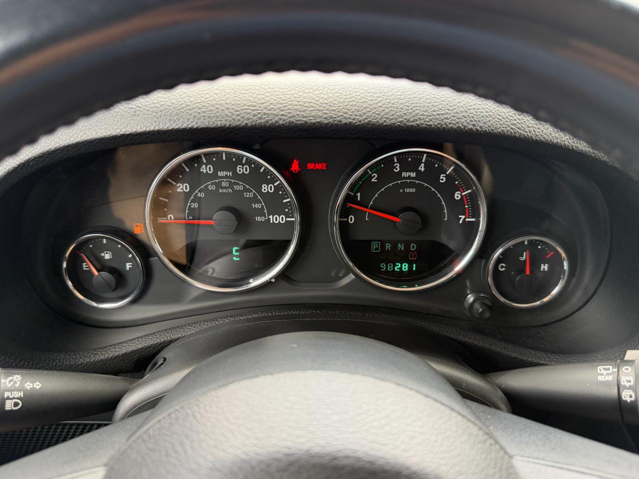 2011 Jeep Wrangler Unlimited Sport - Photo 13