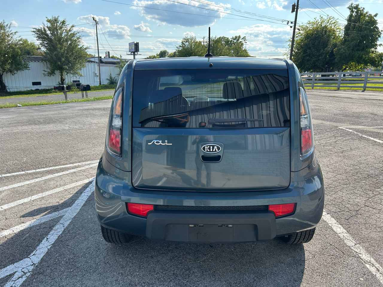 Kia Soul + 2011