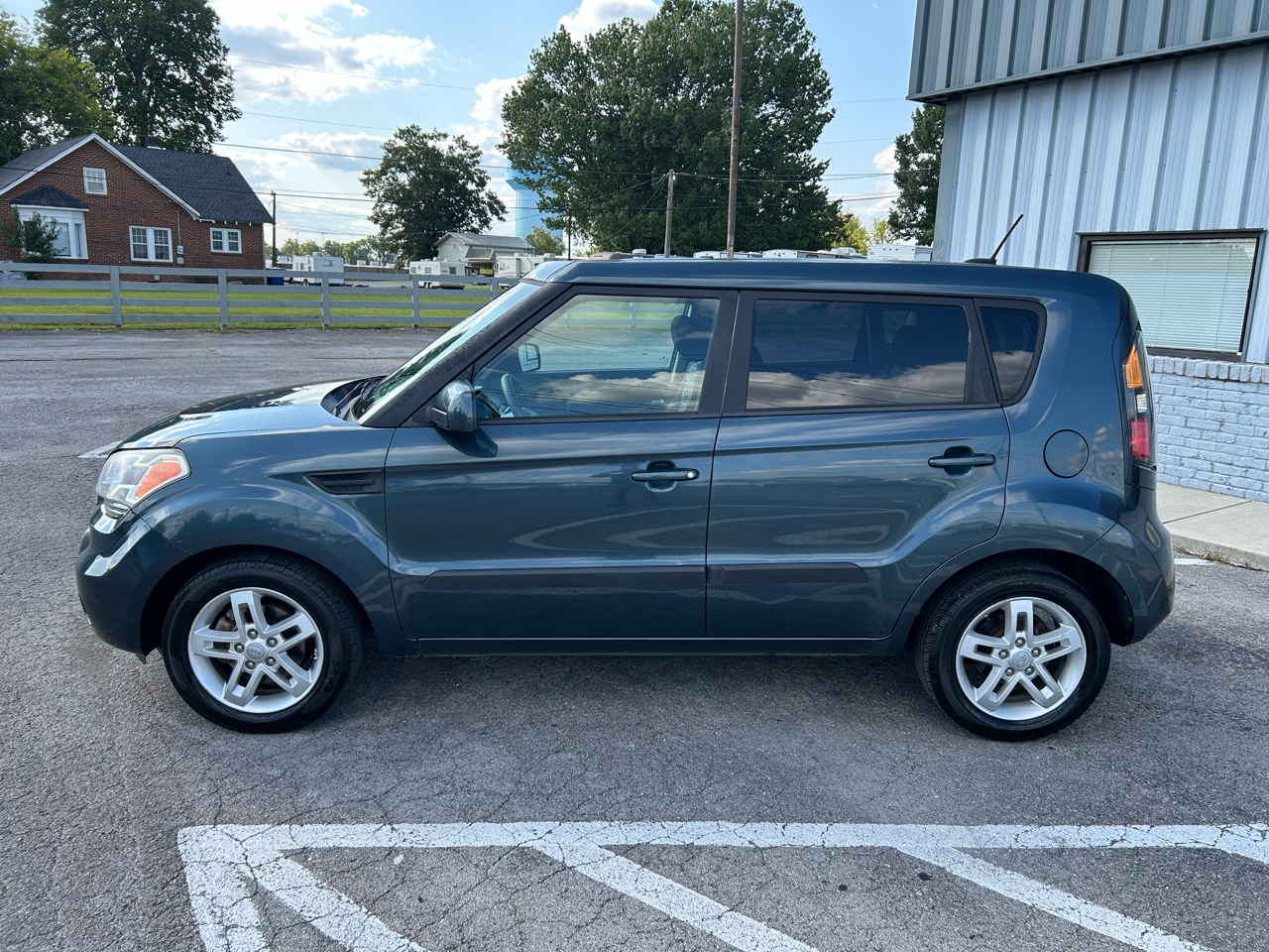 Kia Soul + 2011