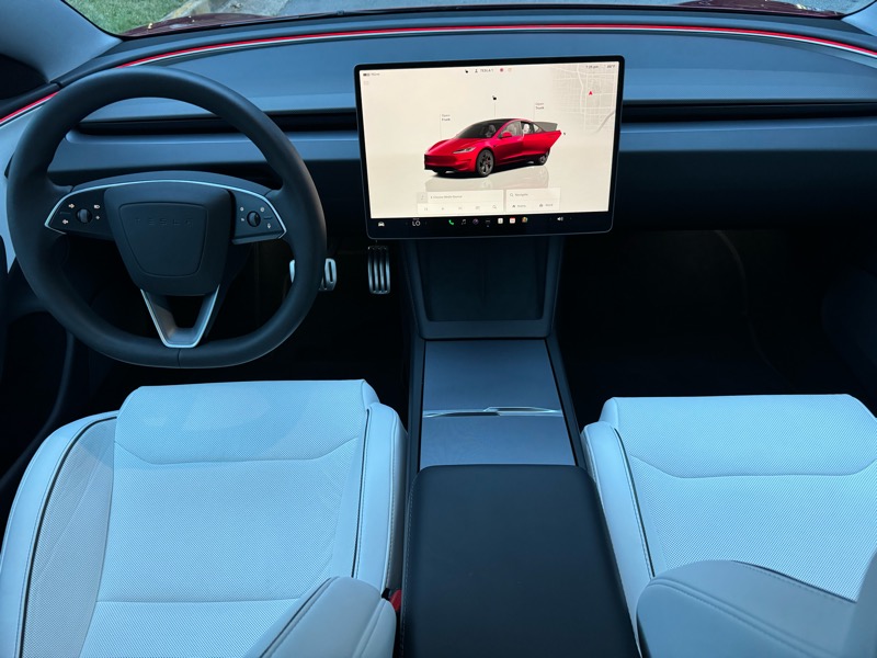 2024 Tesla Model 3 Performance photo 3