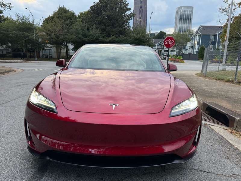 2024 Tesla Model 3 Performance photo 5