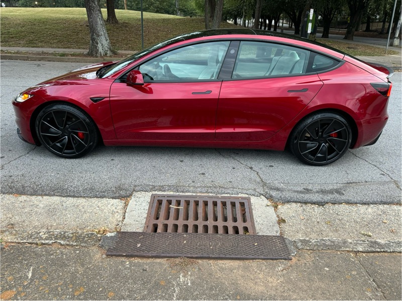 2024 Tesla Model 3 Performance photo 6