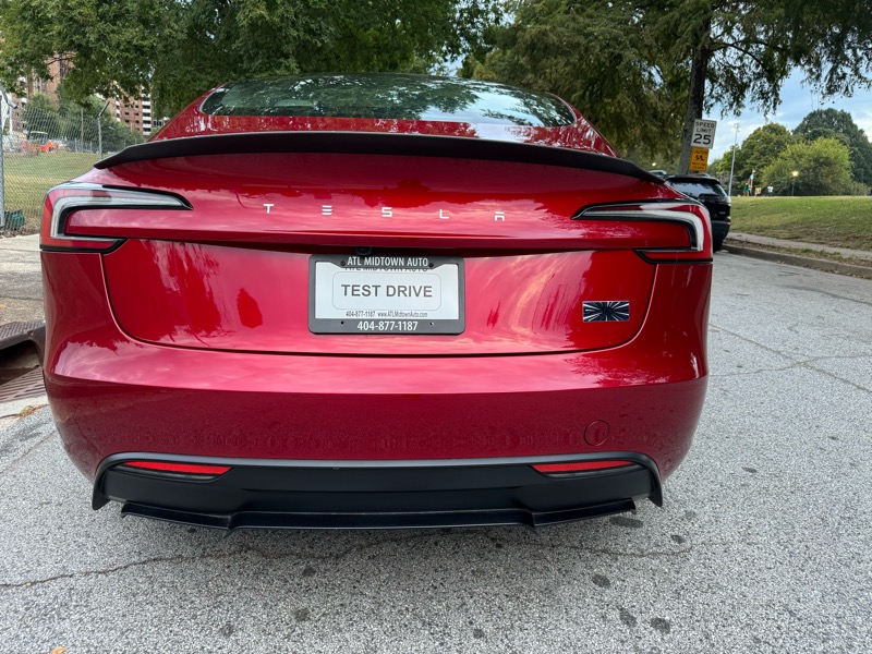 2024 Tesla Model 3 Performance photo 10