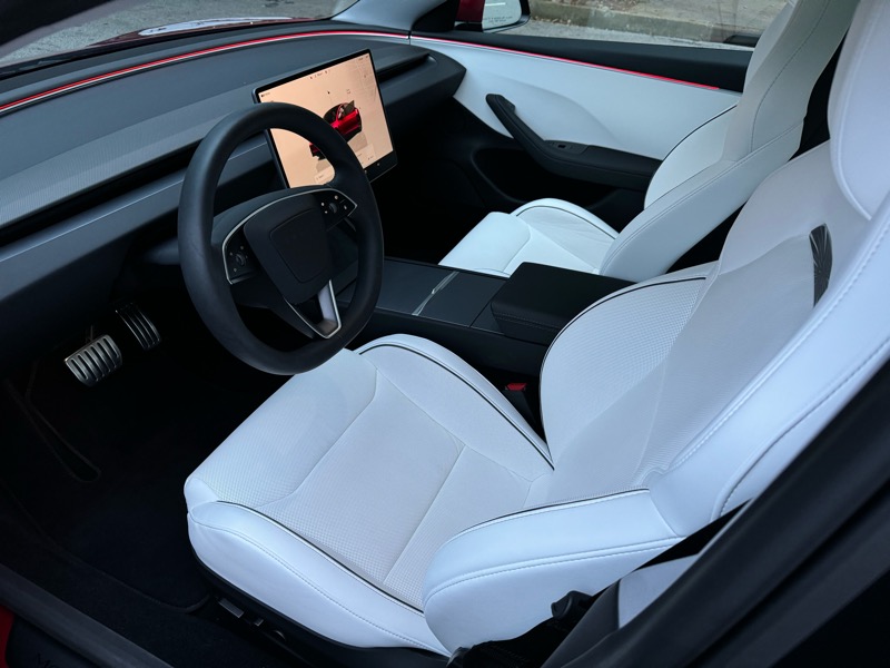 2024 Tesla Model 3 Performance photo 14