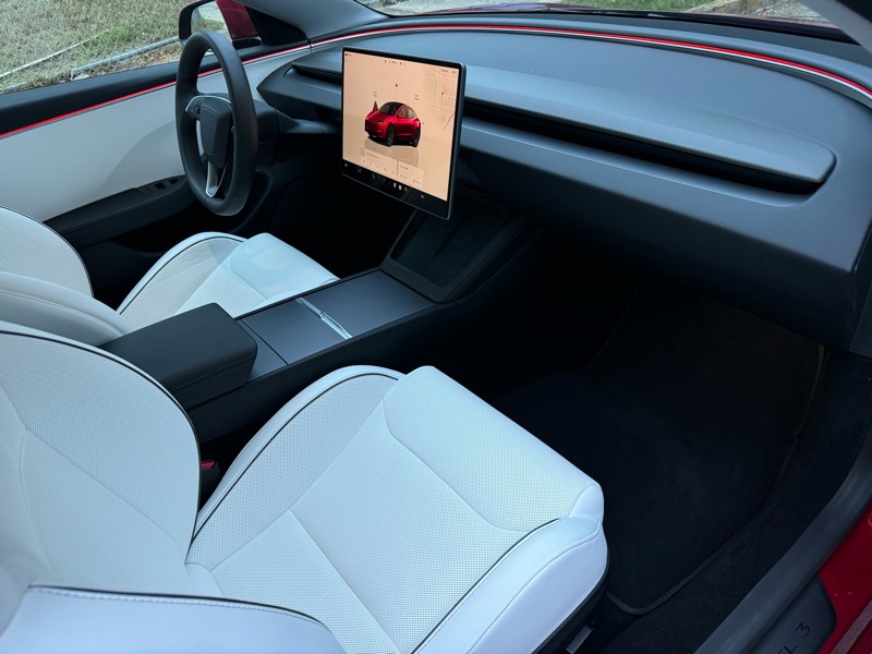 2024 Tesla Model 3 Performance photo 21