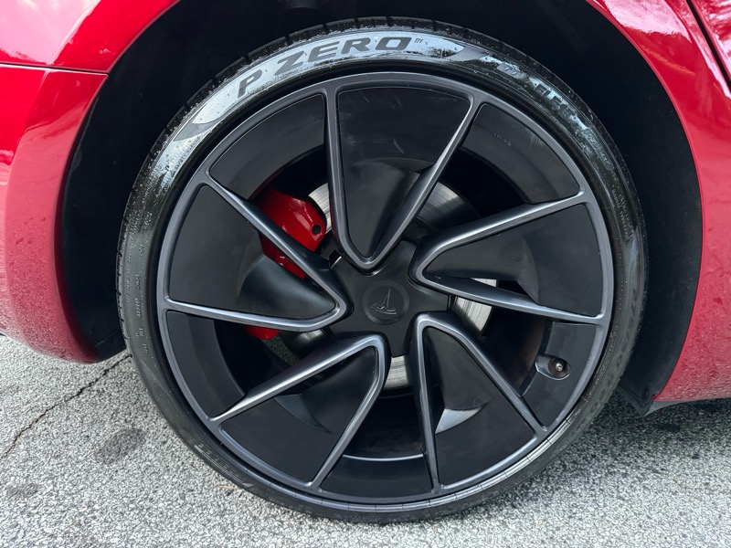 2024 Tesla Model 3 Performance photo 31