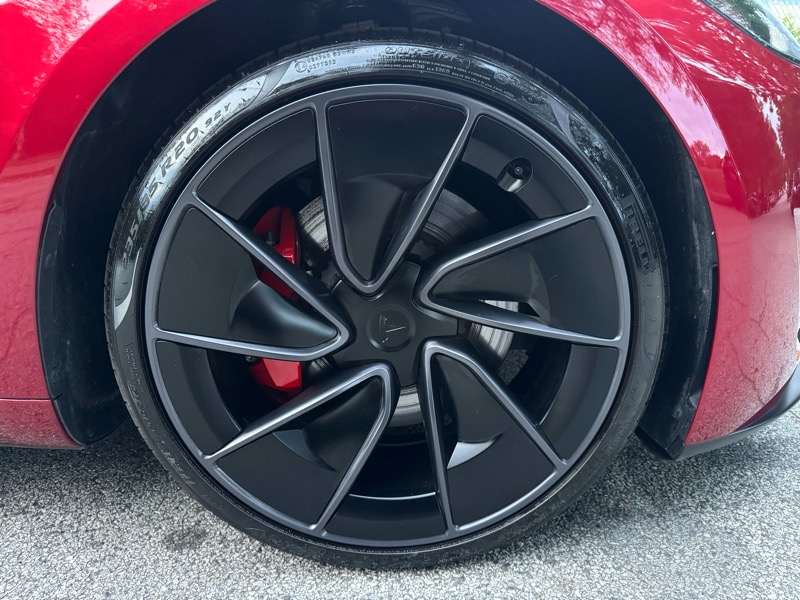 2024 Tesla Model 3 Performance photo 32