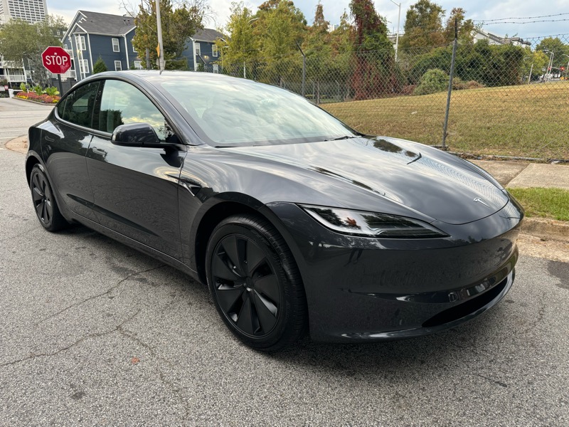 2024 Tesla Model 3 Long Range photo 4