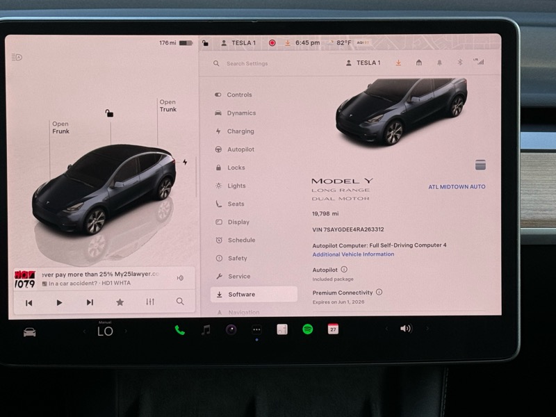 2024 Tesla Model Y Long Range photo 14