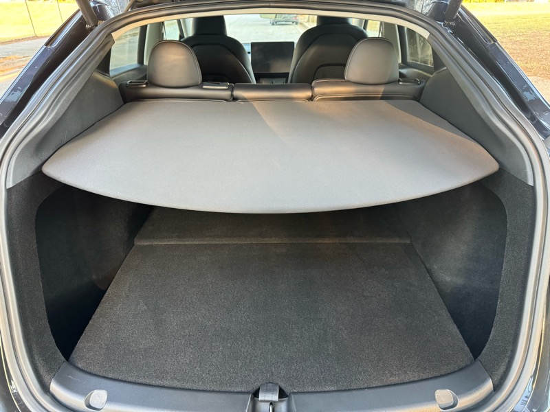 2024 Tesla Model Y Long Range photo 24