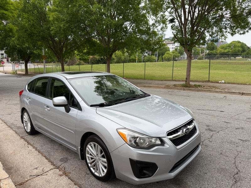 2012 Subaru Impreza Premium Plus 5-Door+S/R