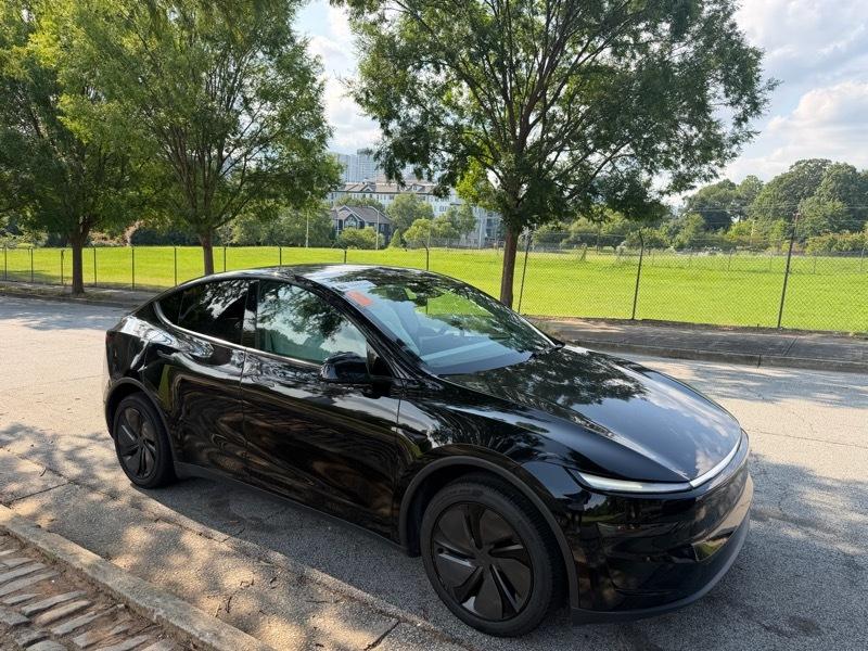 2026 Tesla Model Y Long Range Rear Wheel Drive's photo