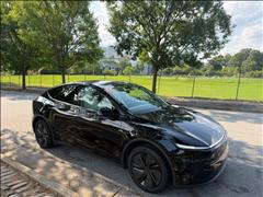 2026 Tesla Model Y 