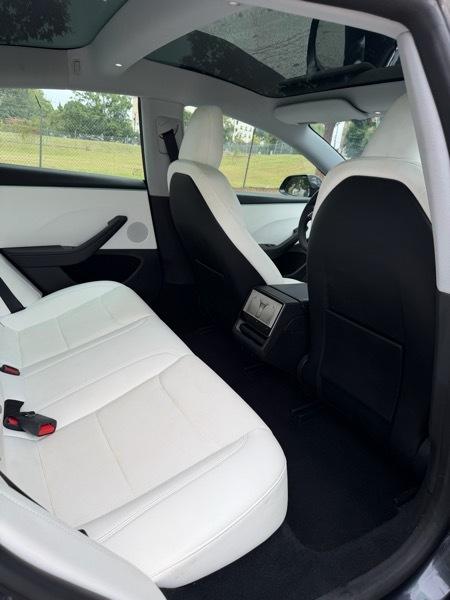 Tesla Model 3 photo 19