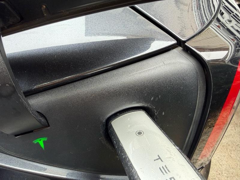 Tesla Model 3 photo 30
