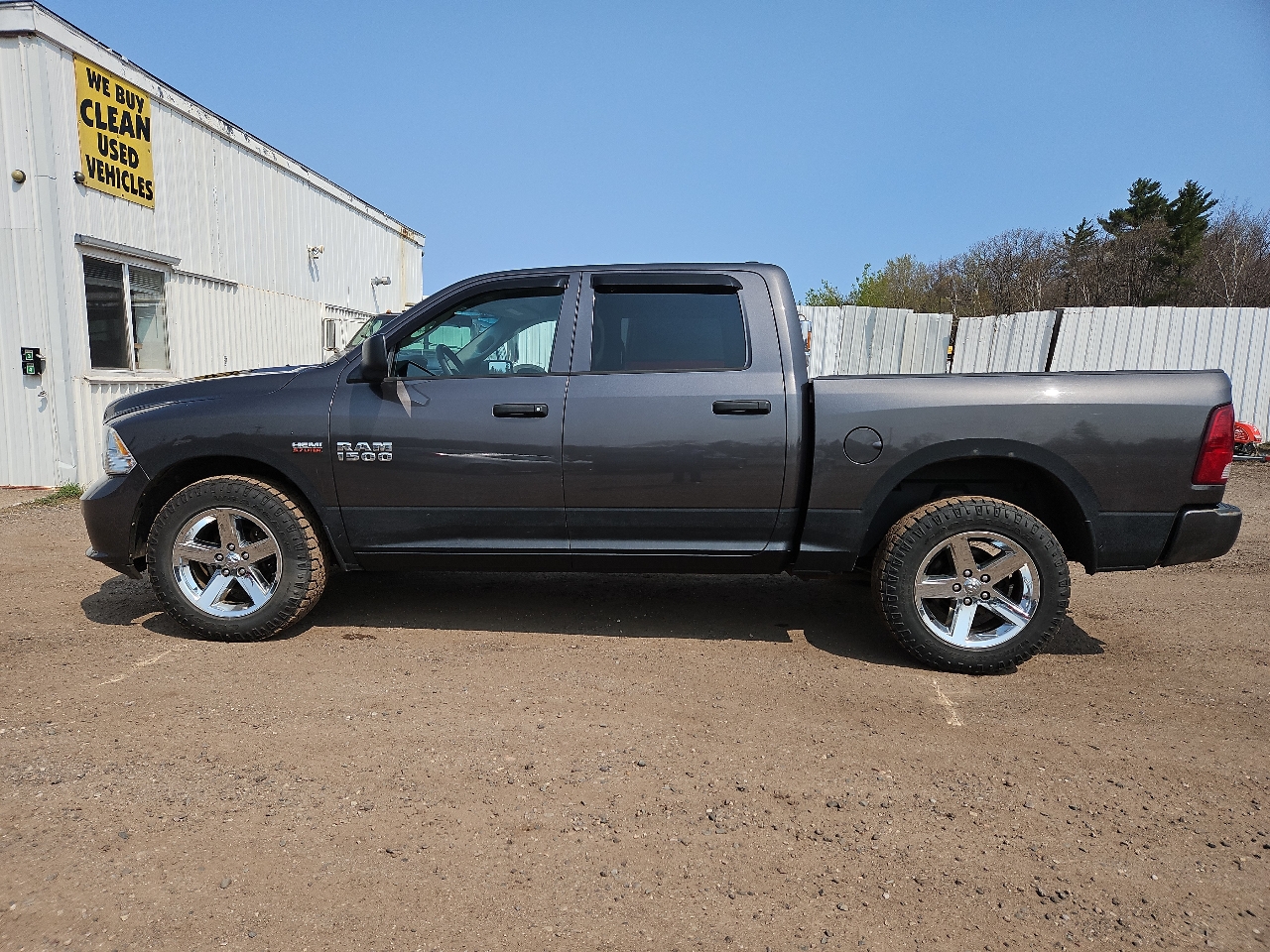 Used 2014 RAM 1500 Tradesman Crew Cab SWB 4WD for Sale in Negaunee MI