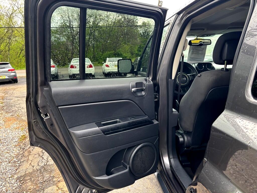 Jeep Patriot Sport 2WD 2017 Jeep Patriot Sport 2WD 2017