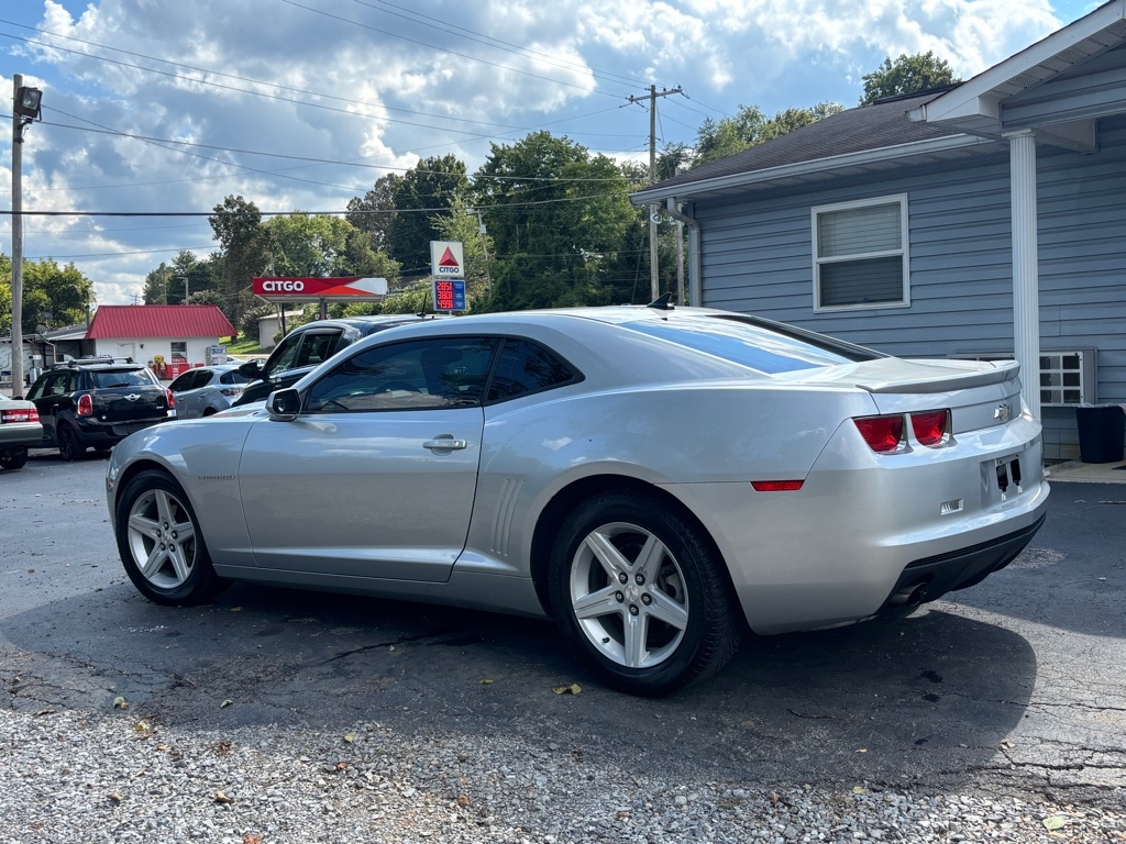 Chevrolet Camaro LT1 Coupe 2011 Chevrolet Camaro LT1 Coupe 2011