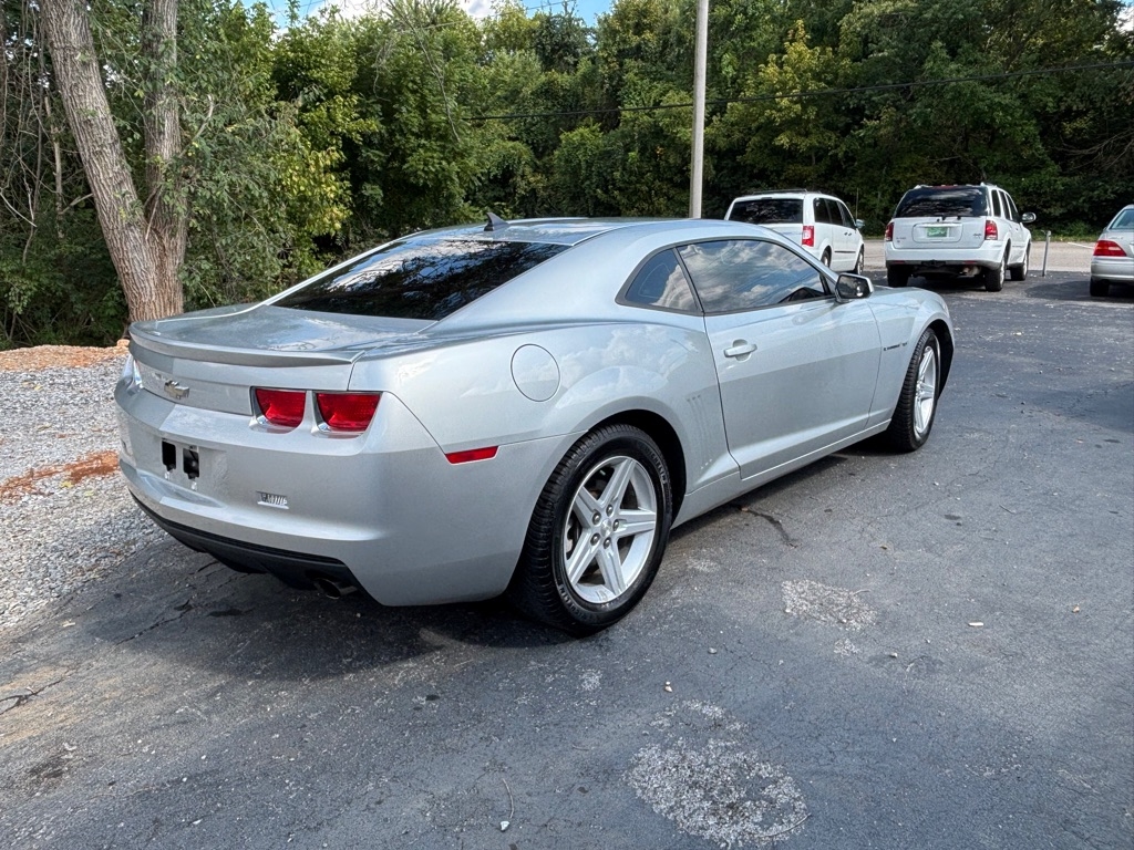 Chevrolet Camaro LT1 Coupe 2011 Chevrolet Camaro LT1 Coupe 2011