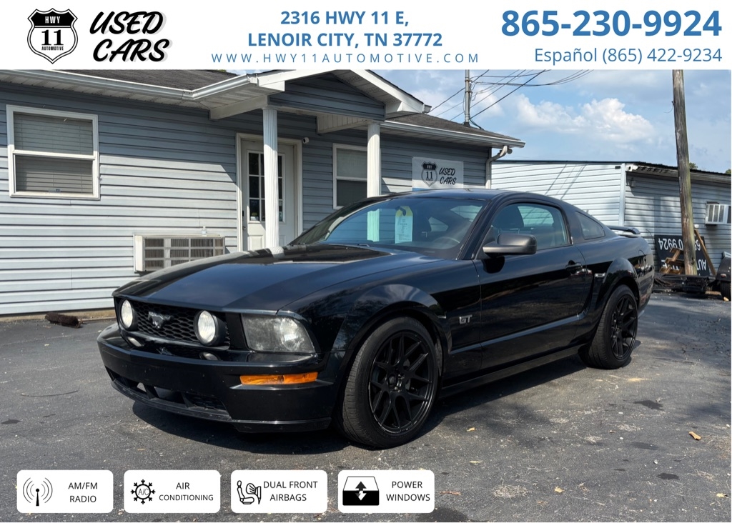 Ford Mustang GT Deluxe Coupe 2006 Ford Mustang GT Deluxe Coupe 2006