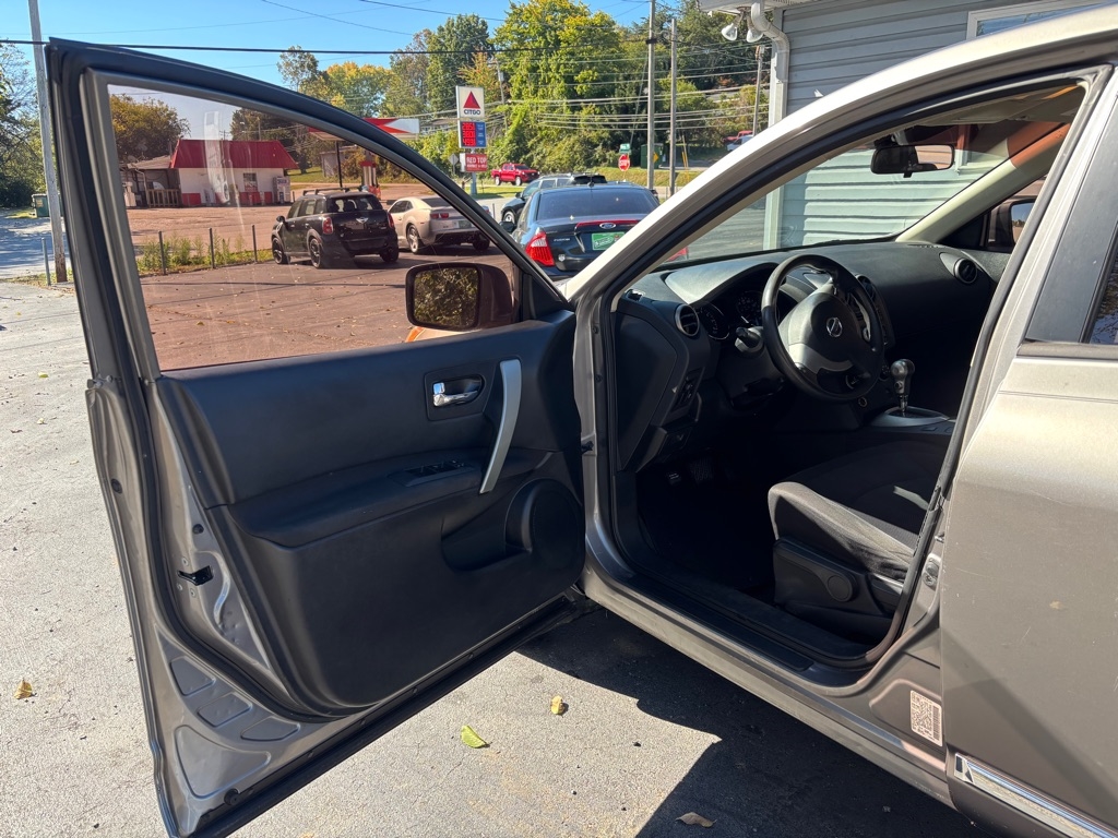 Nissan Rogue S 2WD 2013 Nissan Rogue S 2WD 2013