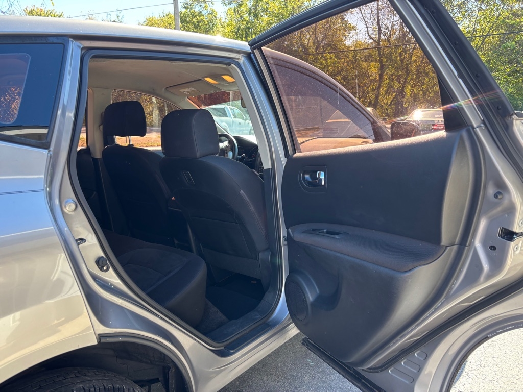 Nissan Rogue S 2WD 2013 Nissan Rogue S 2WD 2013