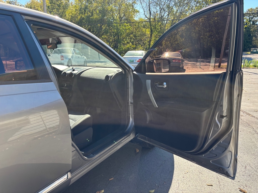 Nissan Rogue S 2WD 2013 Nissan Rogue S 2WD 2013