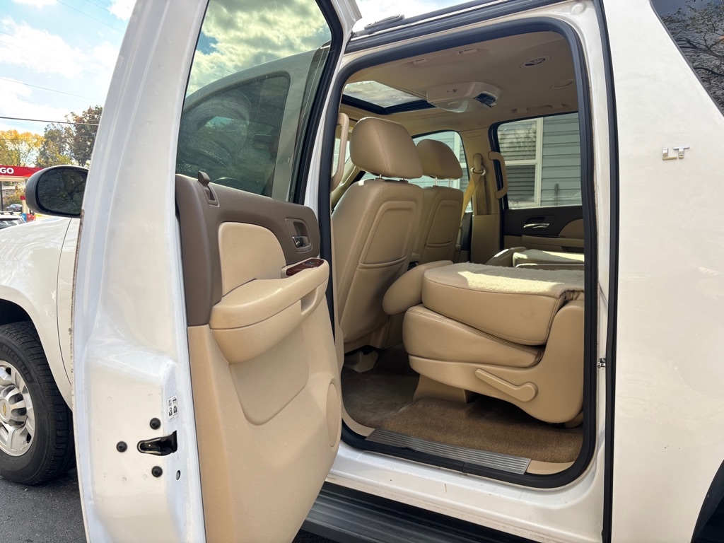 Chevrolet Suburban LT 2500 4WD 2012 Chevrolet Suburban LT 2500 4WD 2012