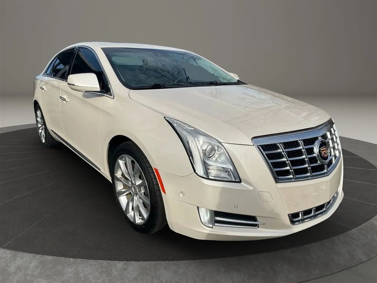 2015 Cadillac XTS Luxury Collection's photo