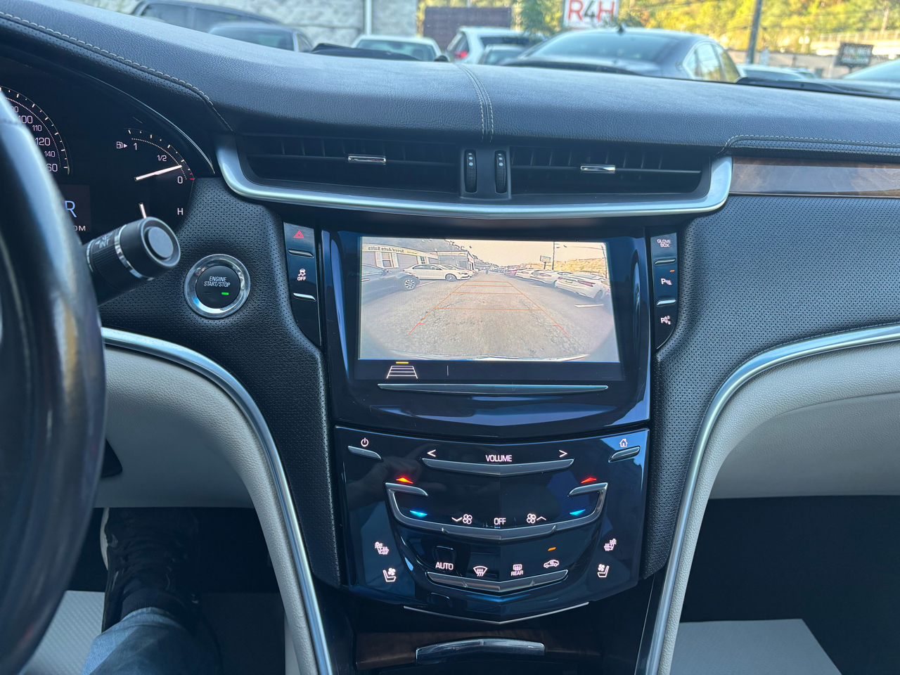 Cadillac XTS Luxury FWD 2019
