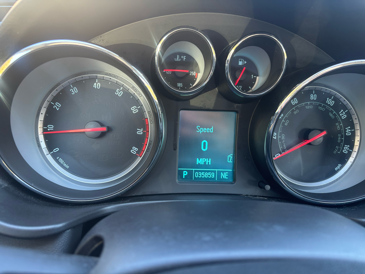 Buick Regal CXL - 3XL 2011