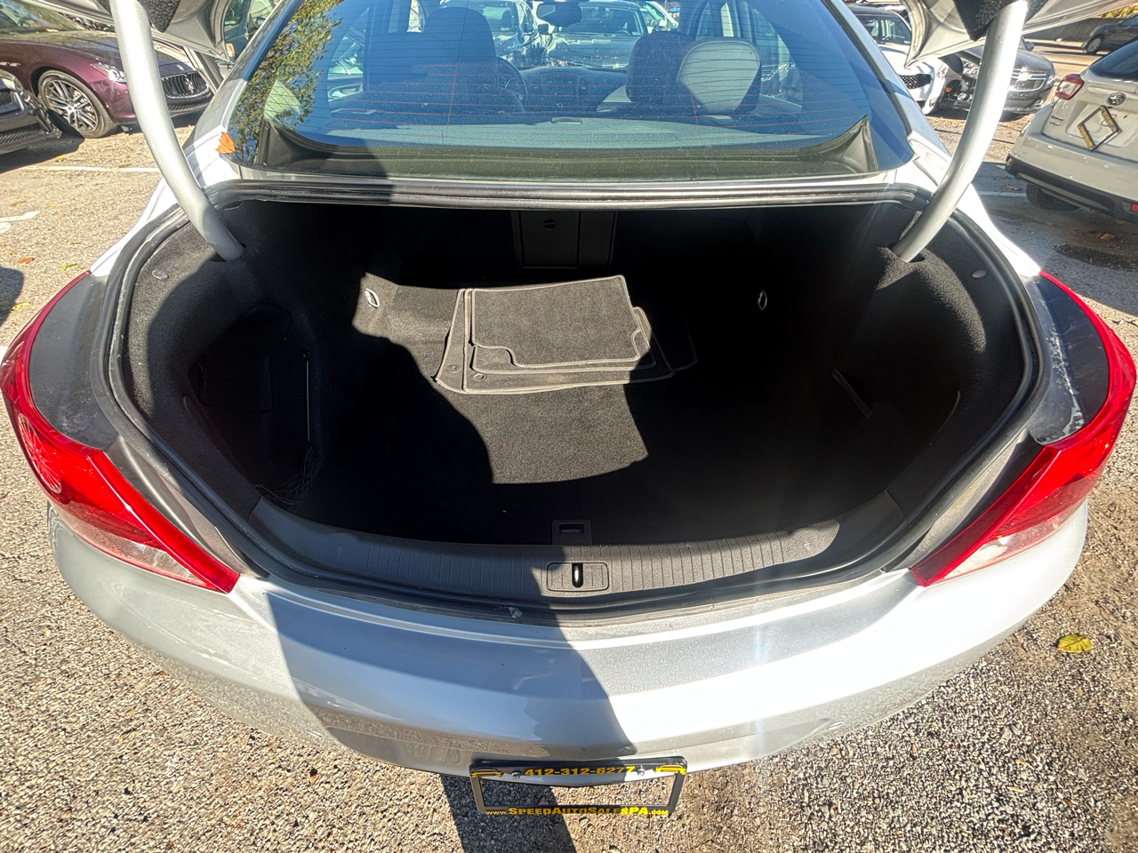 Buick Regal CXL - 3XL 2011