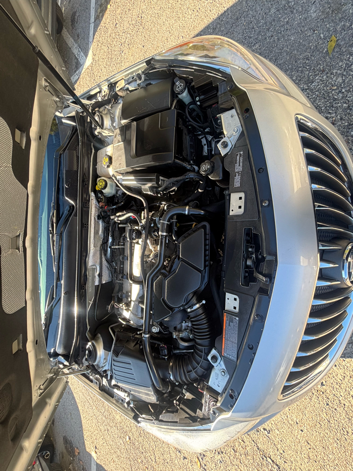 Buick Regal CXL - 3XL 2011