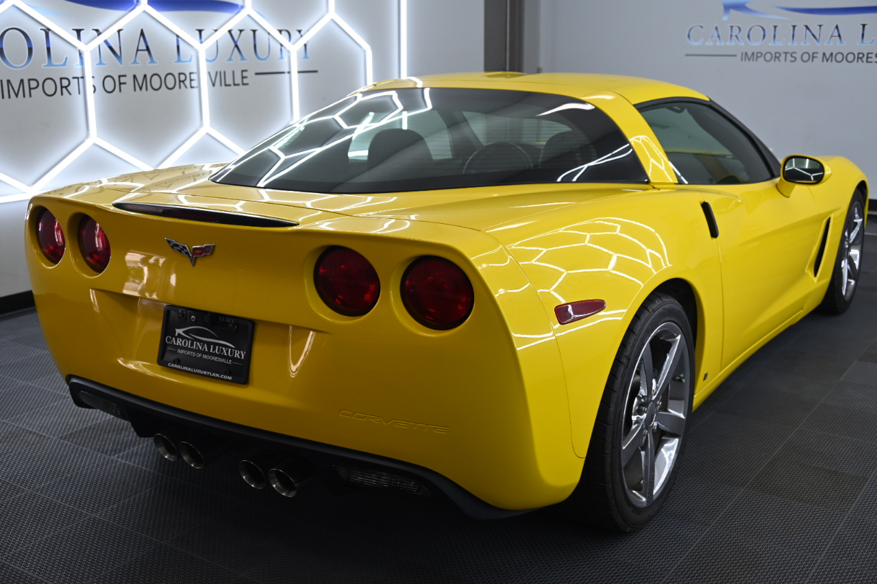 2009 Chevrolet Corvette LT1 photo 3