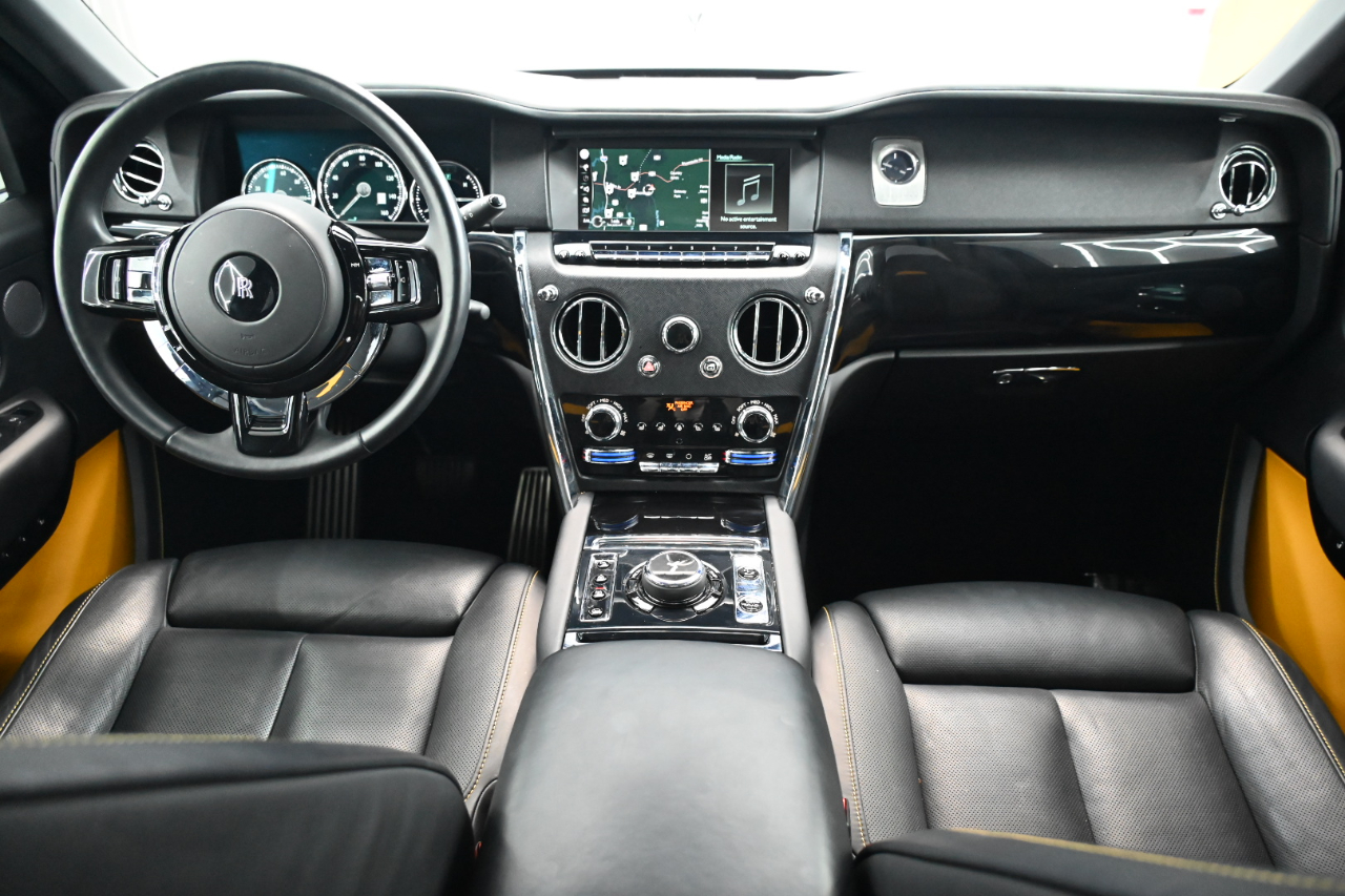 2023 Rolls Royce Cullinan RR31 photo 19