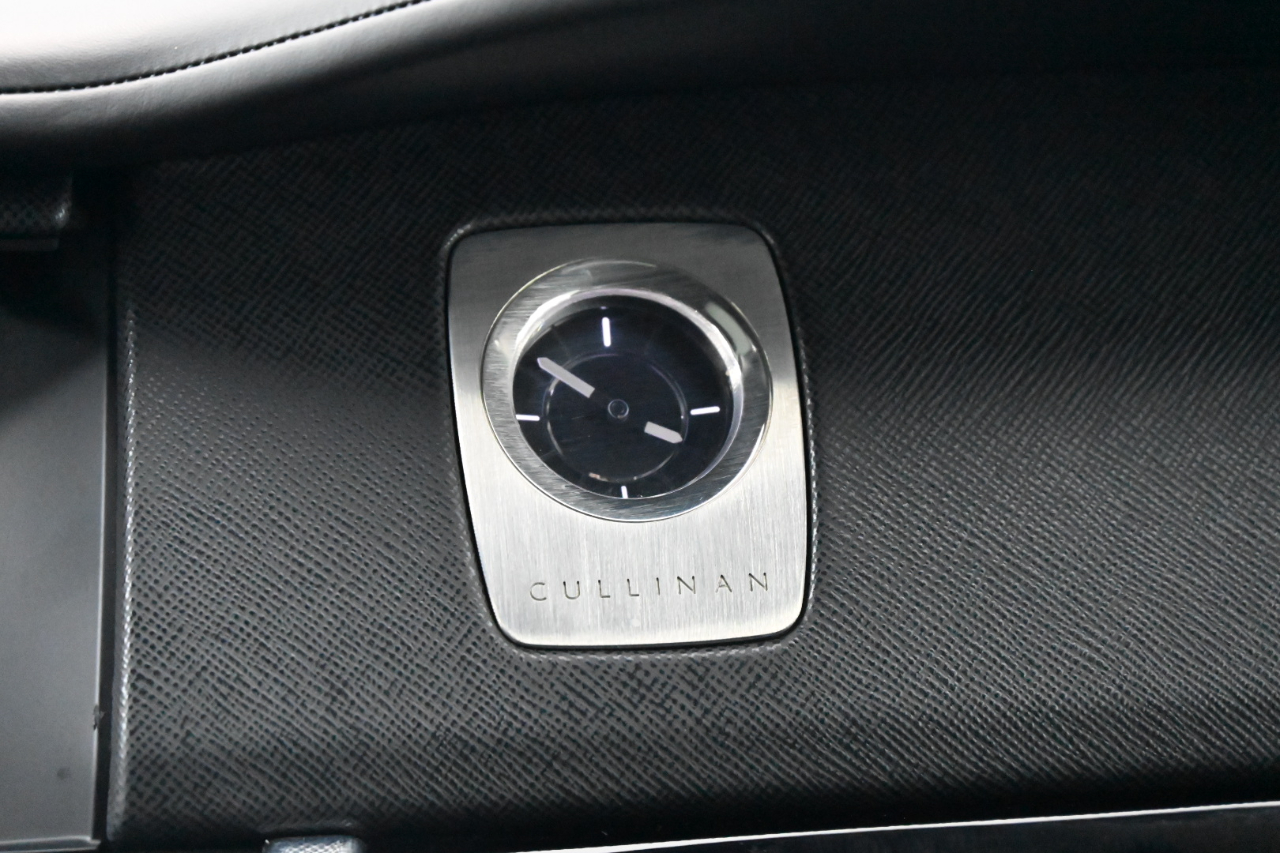 2023 Rolls Royce Cullinan RR31 photo 30