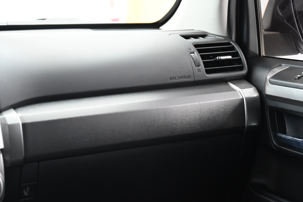 Toyota 4Runner SR5 4WD 2020