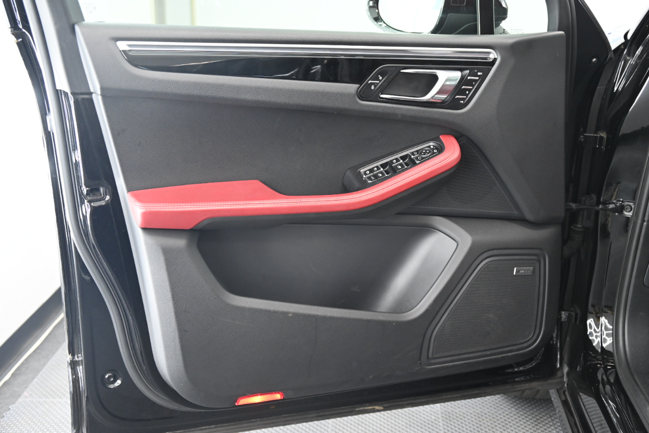 Porsche Macan GTS 2018