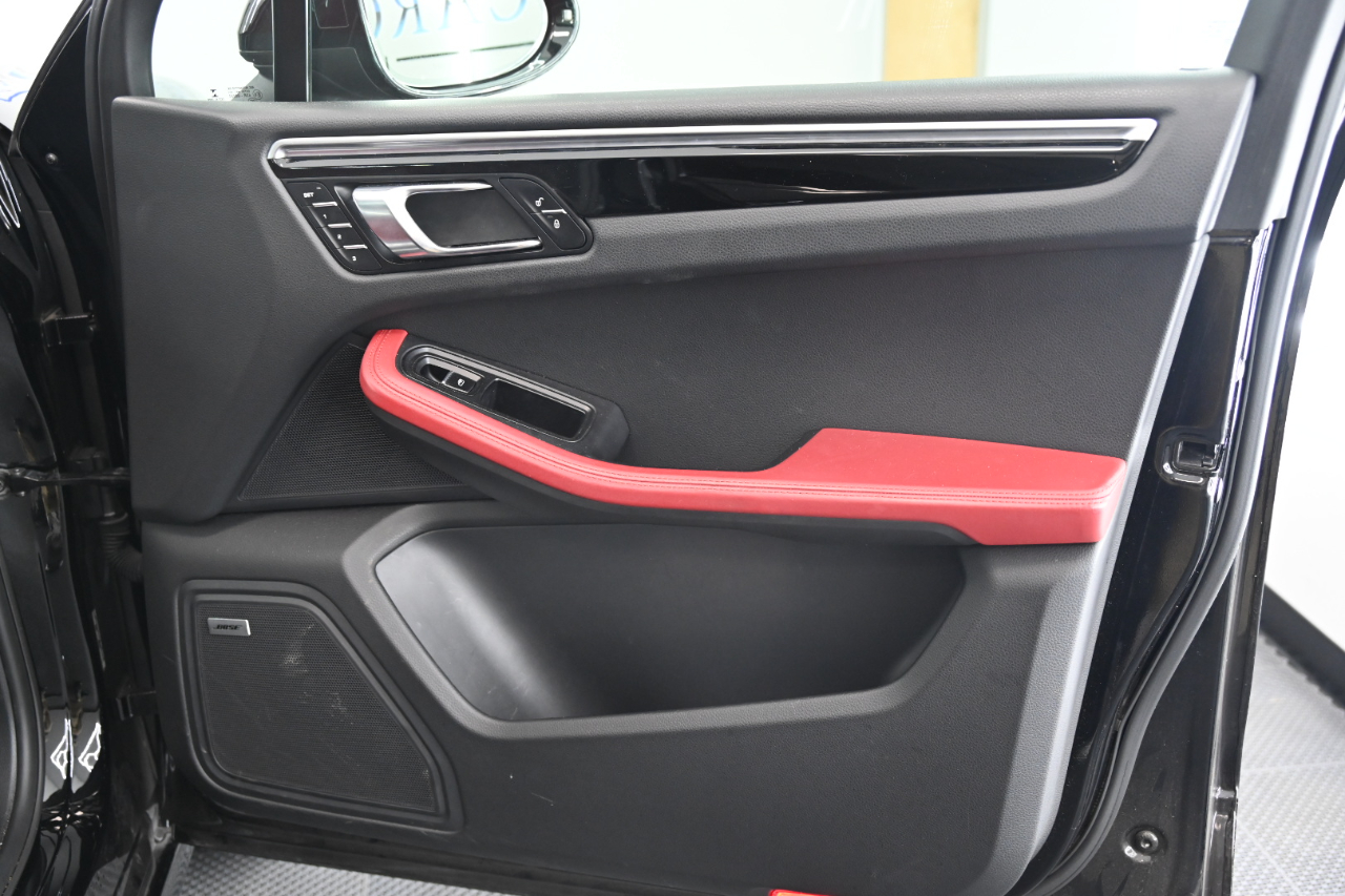 Porsche Macan GTS 2018