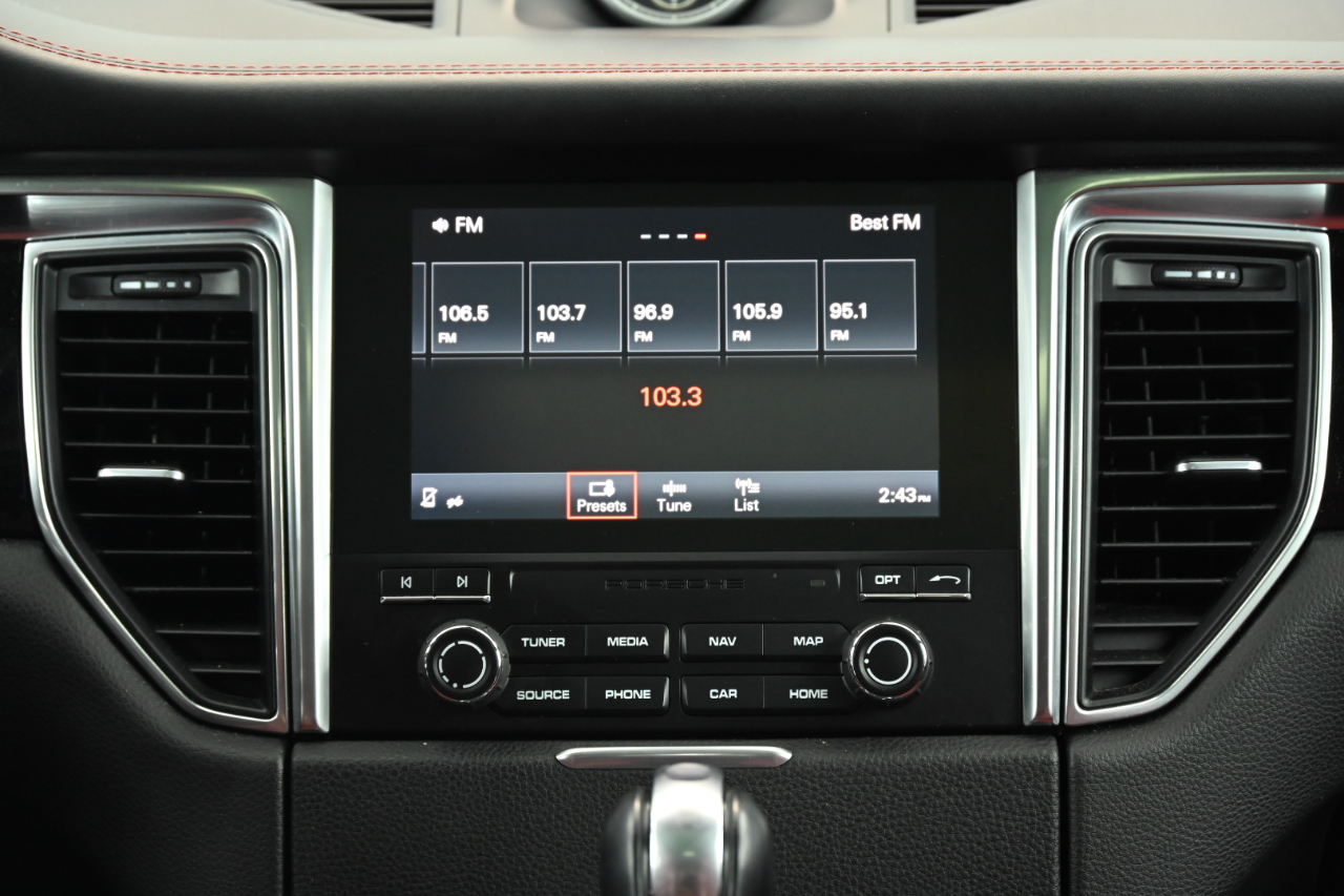 Porsche Macan GTS 2018