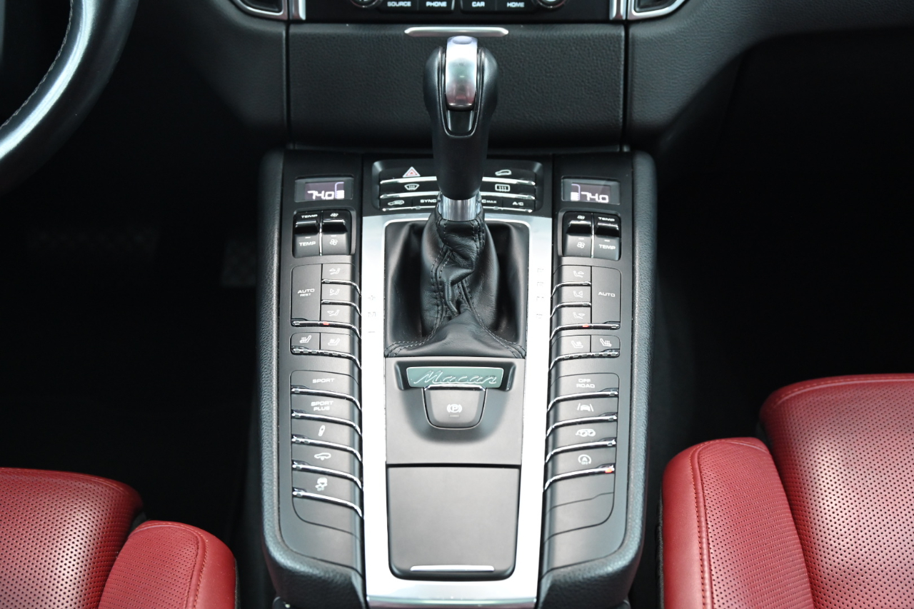 Porsche Macan GTS 2018