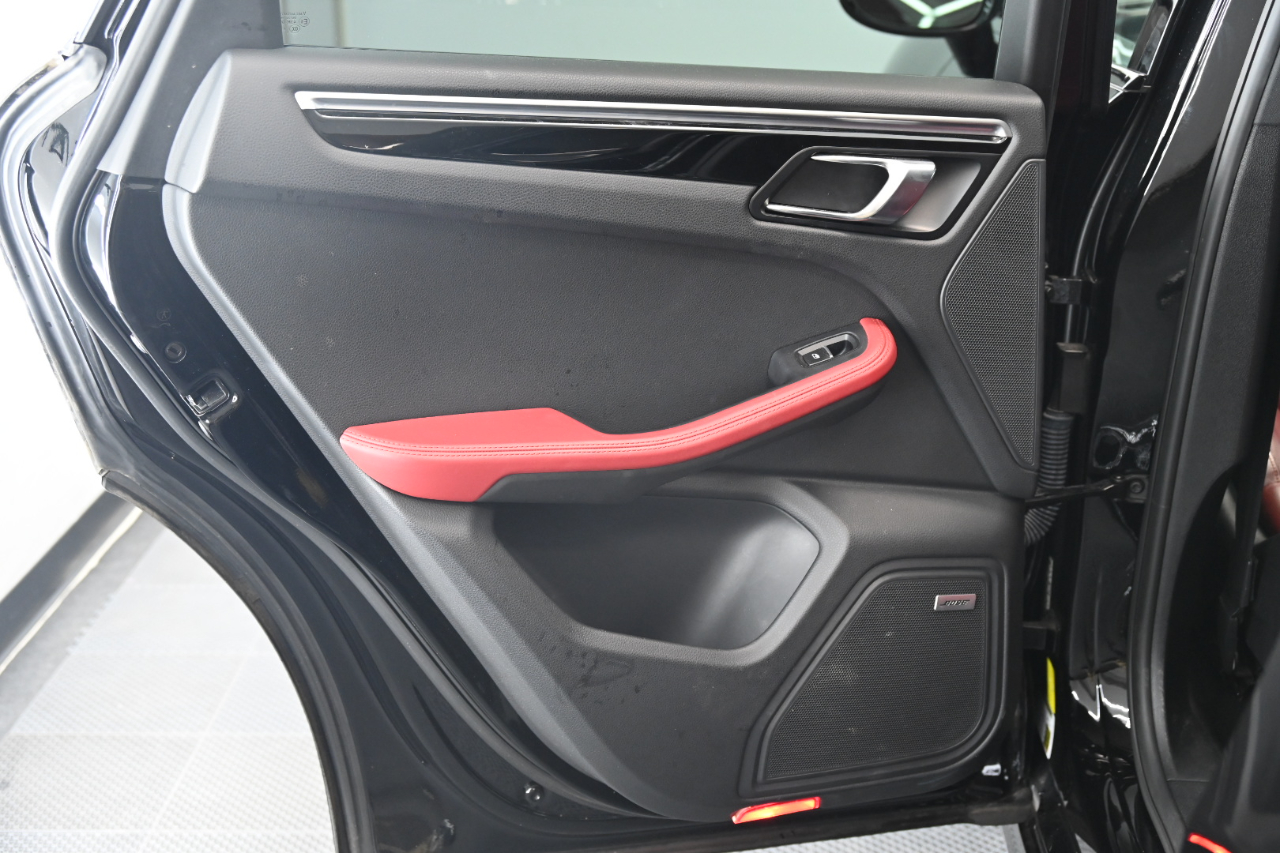 Porsche Macan GTS 2018